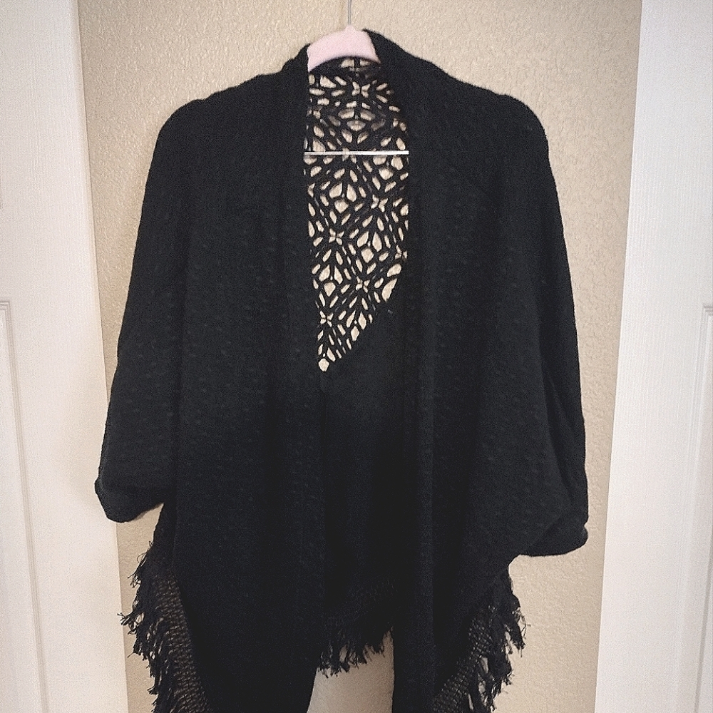 Black sweater 🌹🌹🌹🌹🌹🌹🌹🌹